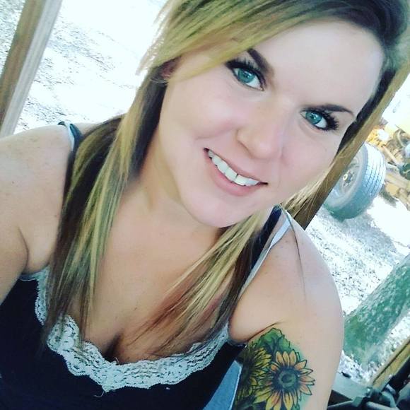 Meet your Posher, Victoria - Picture 1 of 1